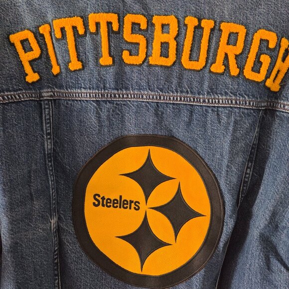 NWT American Eagle NFL Pittsburgh Steelers- Denim Jacket ~ MSRP $199 - Picture 7 of 8